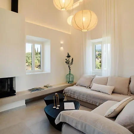 Kukutseli Country Living By Whitedream Villa