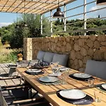 Villa Kukutseli Country Living By Whitedream *