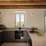 Kukutseli Country Living By Whitedream * Vigglatouri