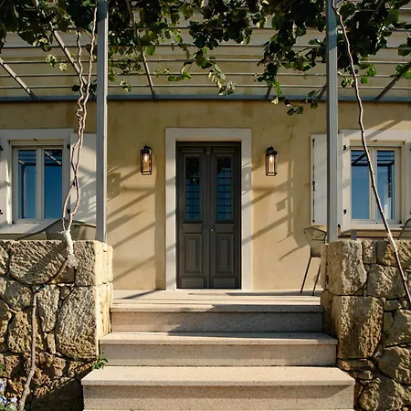 Kukutseli Country Living By Whitedream * Vigglatouri