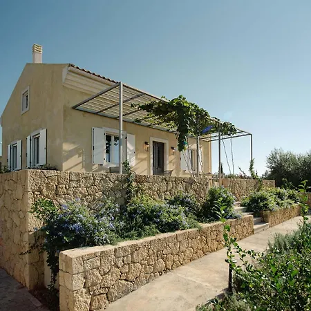 Kukutseli Country Living By Whitedream Villa